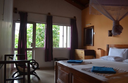 Nalagasdeniya Hotel | Hotel Paradiso