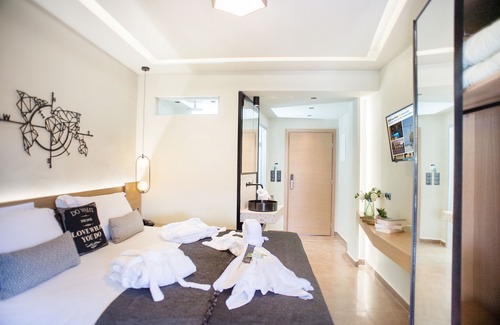Agia Triada Hotel | Hotel Pithari