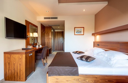 Omis Hotel | Hotel Plaza Omis