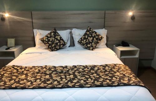 Chacara Flora Hotel | Hotel & Pousada Princesa Isabel Rua Teresa