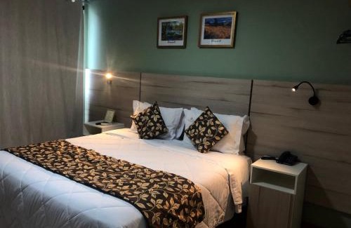 Chacara Flora Hotel | Hotel & Pousada Princesa Isabel Rua Teresa