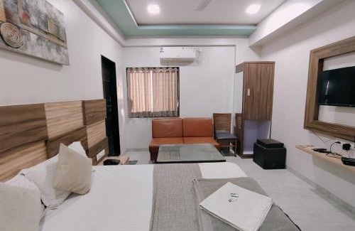 Ahmednagar Hotel | Hotel Pragati Inn