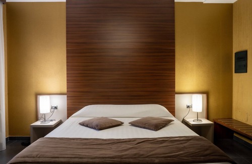 Marina di Varcaturo Hotel | Hotel Première