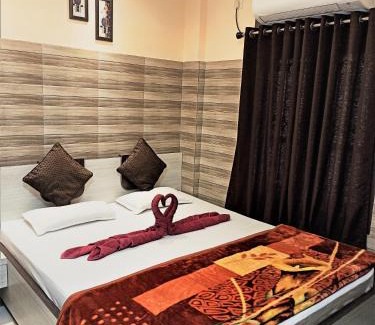 Paltan Bazaar Hotel | Hotel Prince B