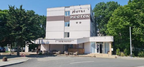 Neptun Hotel | Hotel Proton