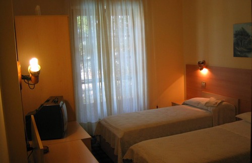 None Hotel | Hotel Quo Vadis