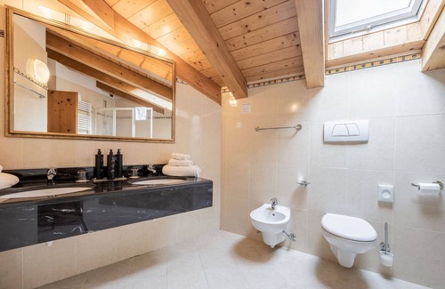 Mezzana Hotel | Hotel Ravelli