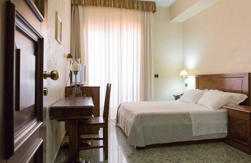 Taureana Hotel | Hotel Residence Arcobaleno