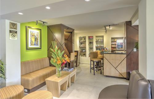 Mata Redonda Hotel | Hotel Residence Inn Suites Cristina