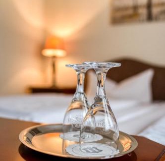 Viernheim Hotel | Hotel-Restaurant Central am Königshof