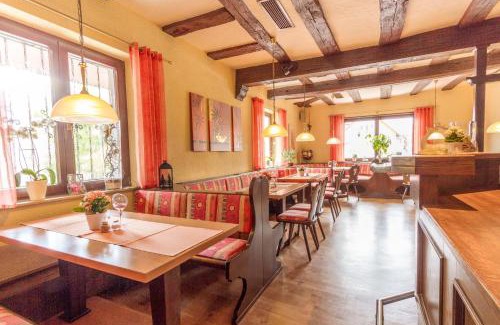 Grossenlueder Hotel | Hotel- Restaurant Zum Hirsch