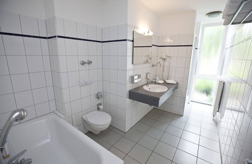 Rees Hotel | Hotel Rheinpark Rees