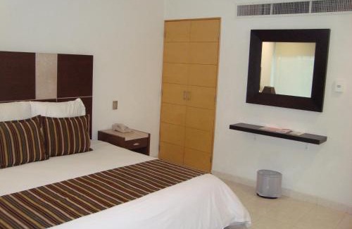 Cuernavaca Hotel | Hotel Rio 1300