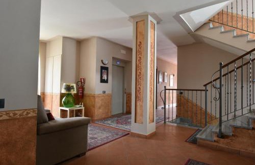 Montegrosso dʼAsti Hotel | Hotel Ristorante Borgovecchio
