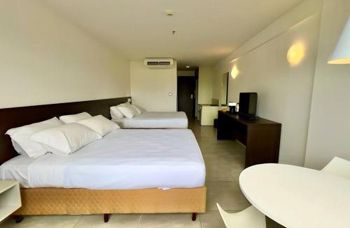 Cruz das Almas Hotel | Hotel Ritz Suítes | Flat632 | Quarto com Vista mar