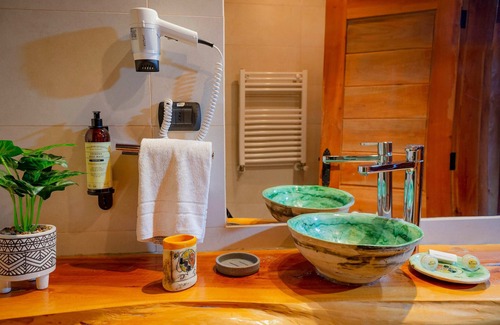 Pinto Hotel | Hotel Roca Negra