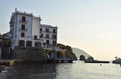 Lipari Historic Centre Hotel | Hotel Rocce Azzurre