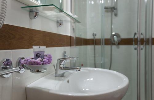 San Pietro Hotel | Hotel Royal Hills