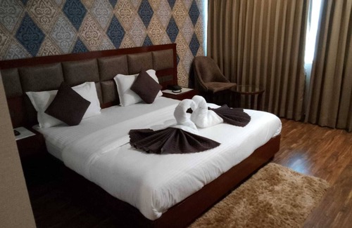 Ambala Hotel | Hotel Royal Serena