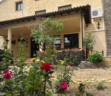 Tamajon Hotel | Hotel rural LA CASONA DE TAMAYA