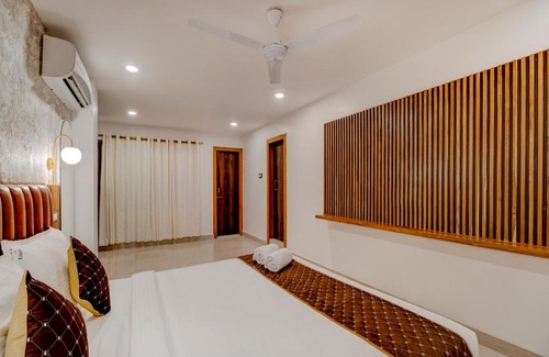 Khanapara Hotel | Hotel Sai Rain Tree