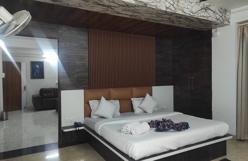 Margherita Hotel | Hotel SG Hub Tower