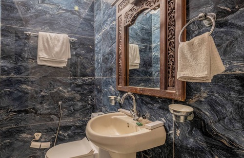 Mandawa Hotel | Hotel Shahi Palace