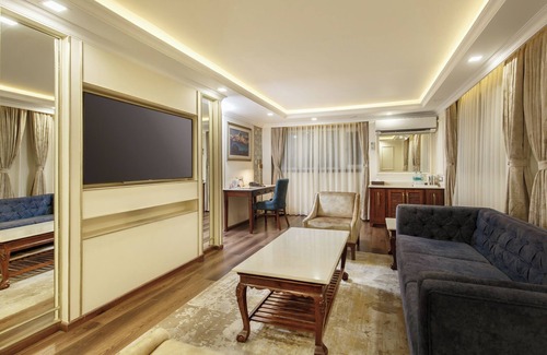 Lazimpat Hotel | Hotel Shanker-Palatial Heritage Kathmandu