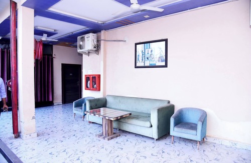 Naini Hotel | Hotel Shree Mahalaxmi