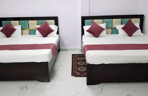 Ayodhya Hotel | Hotel Shri Hari Lodge Ram Nagari Ayodhya