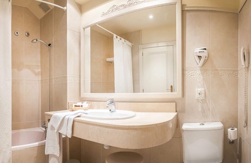 Llanes Hotel | Hotel Silken Spa La Hacienda de Don Juan