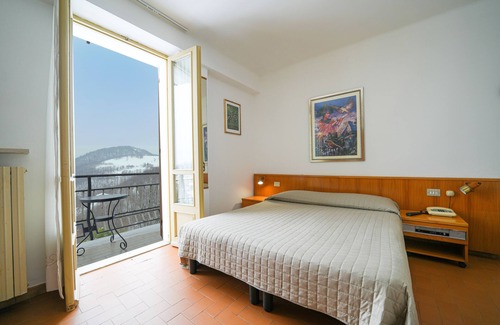 Castelsilano Hotel | Hotel Skilift