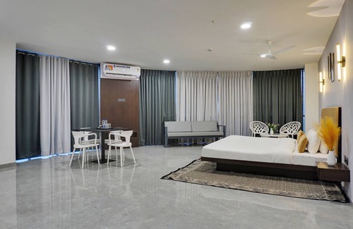 Pimpri - Chinchwad Hotel | Hotel Sky Inn