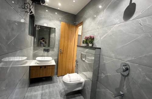 Hisar Hotel | Hotel sky way inn