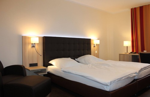 Grevenbroich Hotel | Hotel Sonderfeld