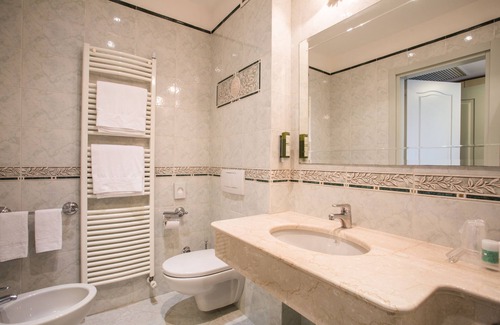 Barbarano Hotel | Hotel Spiaggia d'Oro - Garda Lake Collection