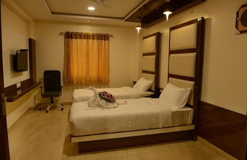 RS Puram Hotel | Hotel STM Palace