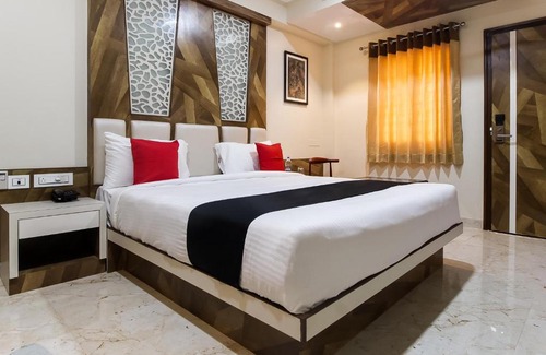 RS Puram Hotel | Hotel STM Palace