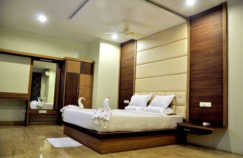 Belpahar Hotel | Hotel Suncity Palace