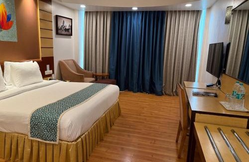 Begumpet Hotel | Hotel the Plaza