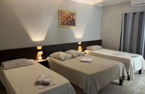 Santa Ifigenia Hotel | Hotel Tropicália próximo a 25 de março , Brás e Bom Retiro "Com estacionamento conveniado ao lado do hotel"