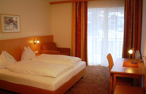 Huettschlag Hotel | Hotel und Aparthotel Almrösl