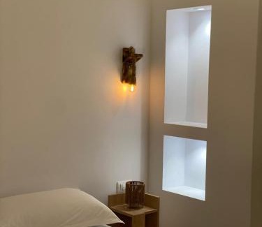 Shale Bed & Breakfast | Hotel Vellezrit Guri
