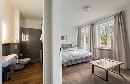 Moelln Hotel | Hotel Waldhof auf Herrenland