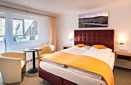 Leiwen Hotel | Hotel Weinhaus Weis