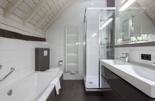 Municipality of Landgraaf Hotel | Hotel Winselerhof by Flow