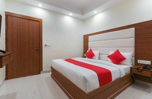 Bullawala Hotel | Hotel Yours Pacific