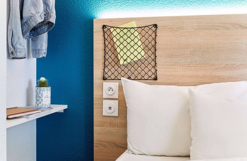 Vallauris Hotel | hotelF1 Antibes Sophia Antipolis