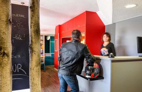Gennevilliers Hotel | hotelF1 Paris Gennevilliers, 4 Rue Georges Corète 92230 Gennevilliers