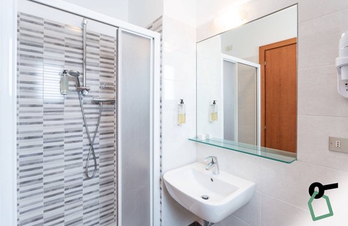Porto d'Ascoli Hotel | Hotiday Room Collection - San Benedetto